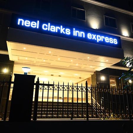 Neel Clarks Inn Express Agra  Eksteriør billede