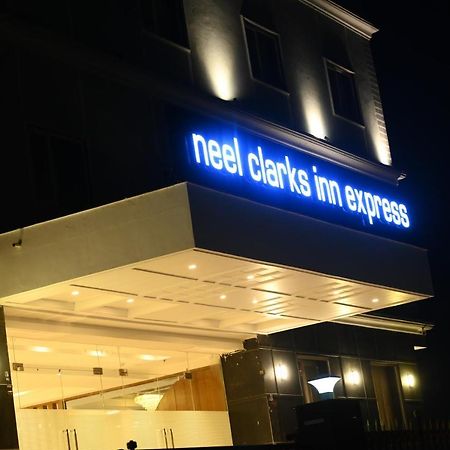 Neel Clarks Inn Express Agra  Eksteriør billede